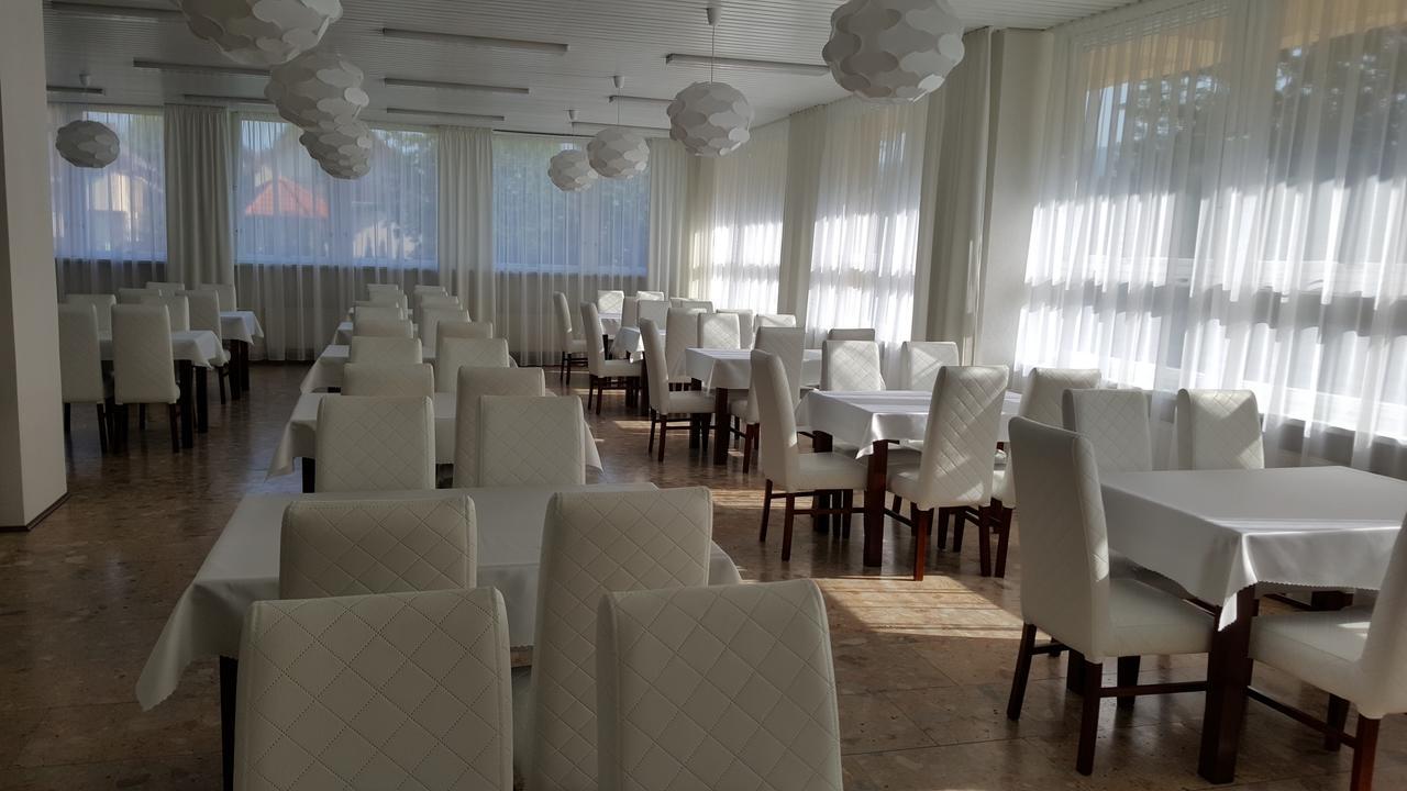 Hotel Banik Nitrianske Rudno Bagian luar foto