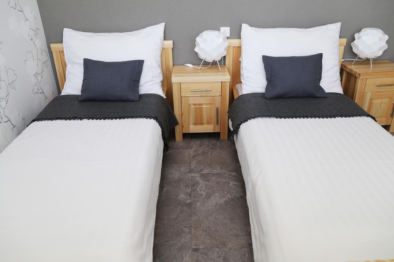 Hotel Banik Nitrianske Rudno Bagian luar foto